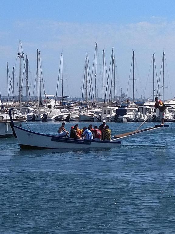 Studio Meublé Port de Plaisance FOS SUR MER Fos-sur-Mer Esterno foto
