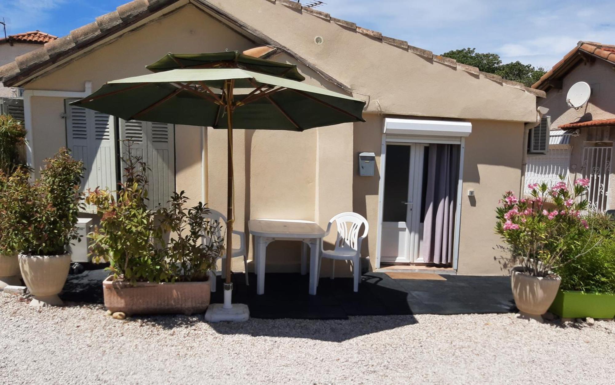 Studio Meublé Port de Plaisance FOS SUR MER Fos-sur-Mer Esterno foto